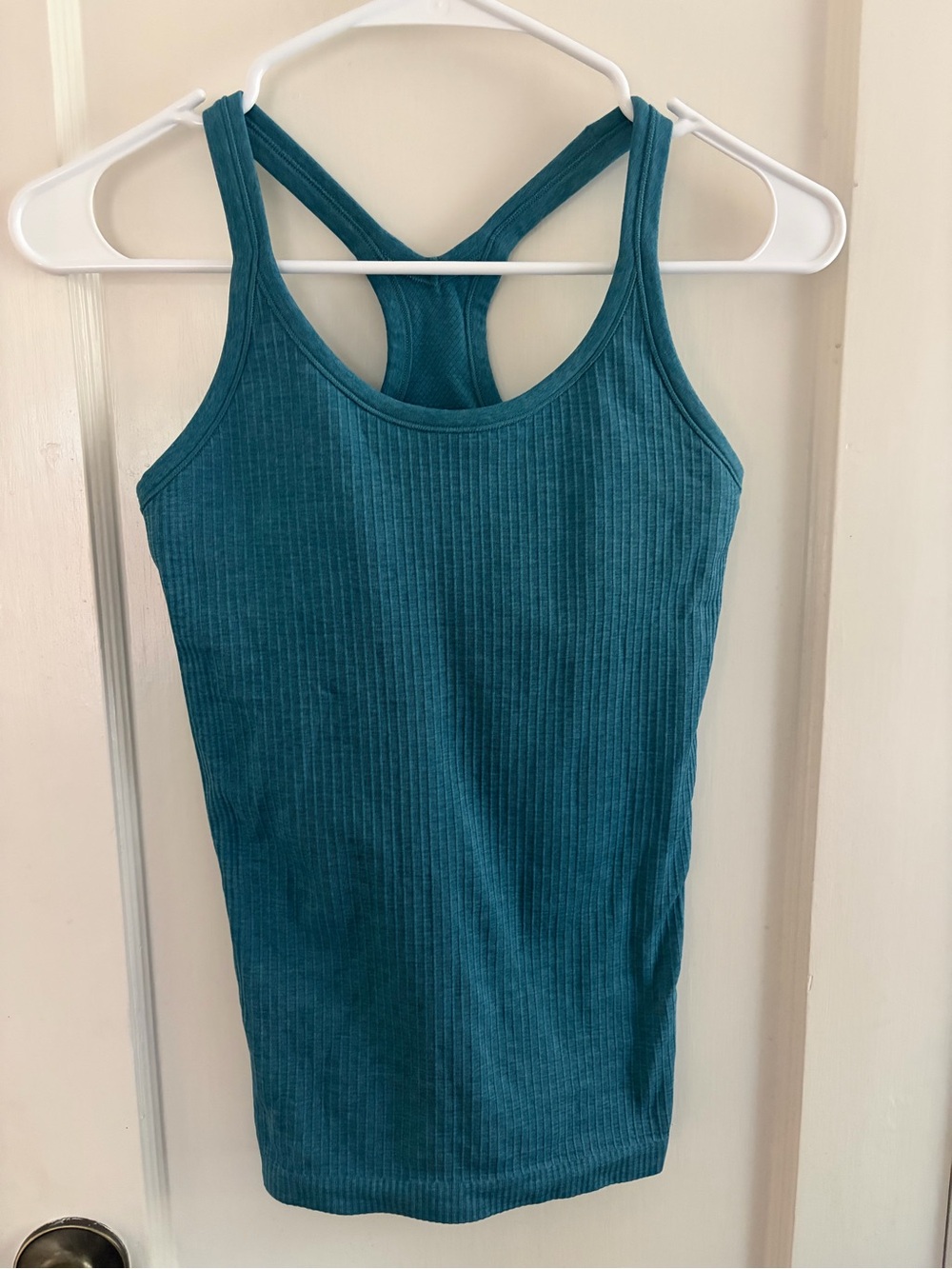 Lululemon Ebb to Street Tank